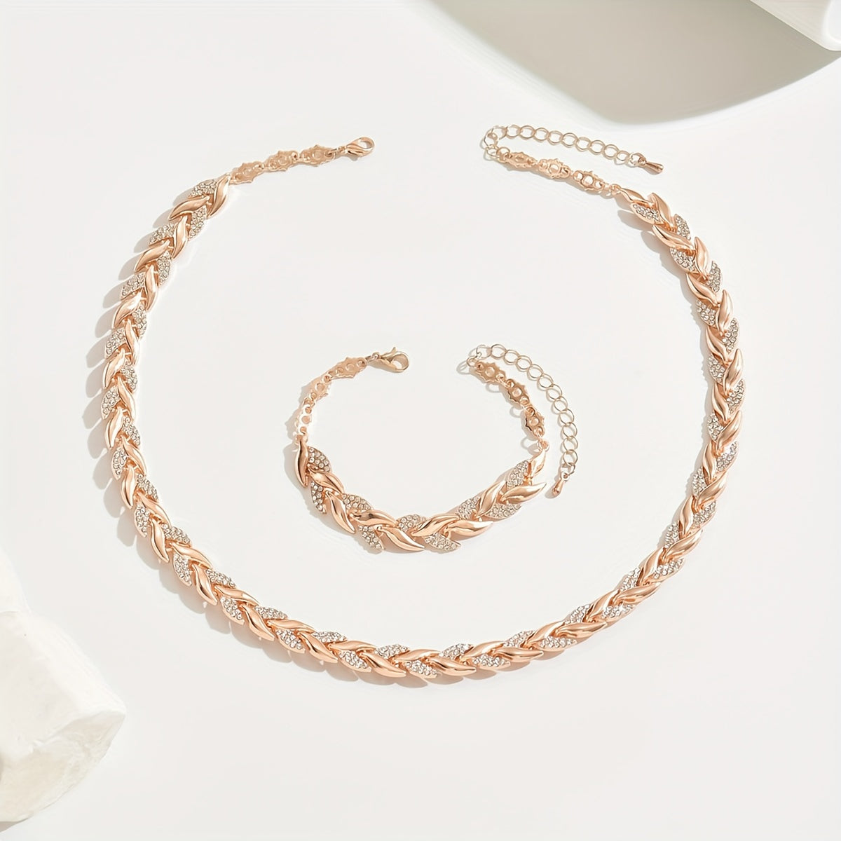 Nelia® | Håndlavet fiskehale-halskæde & armbåndssæt (2+1 Gratis)